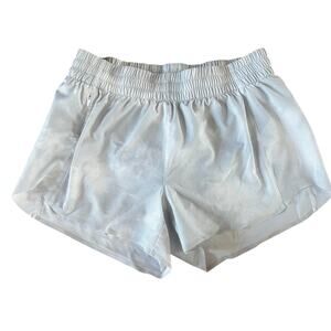 Athleta Printed Hustle 3" Short White Grey Dot XS